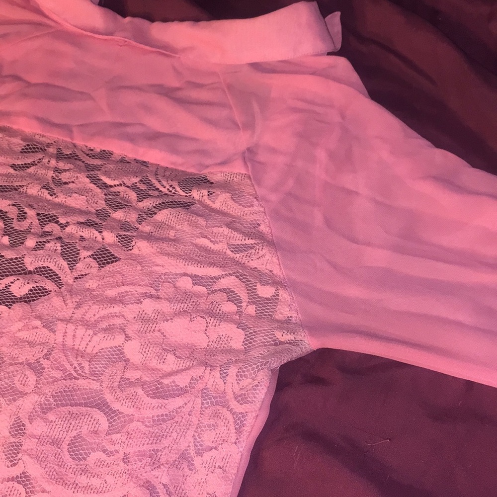 Pink button down (L) - Picture 7 of 8
